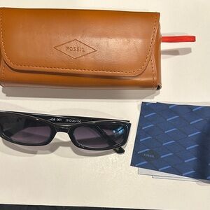 Fossil Black Sunglasses with Tan Leather Case